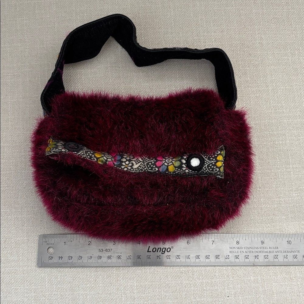 Queen Bee USA Faux Fur Shoulder Bag with Floral Trim - Picture 5 of 6